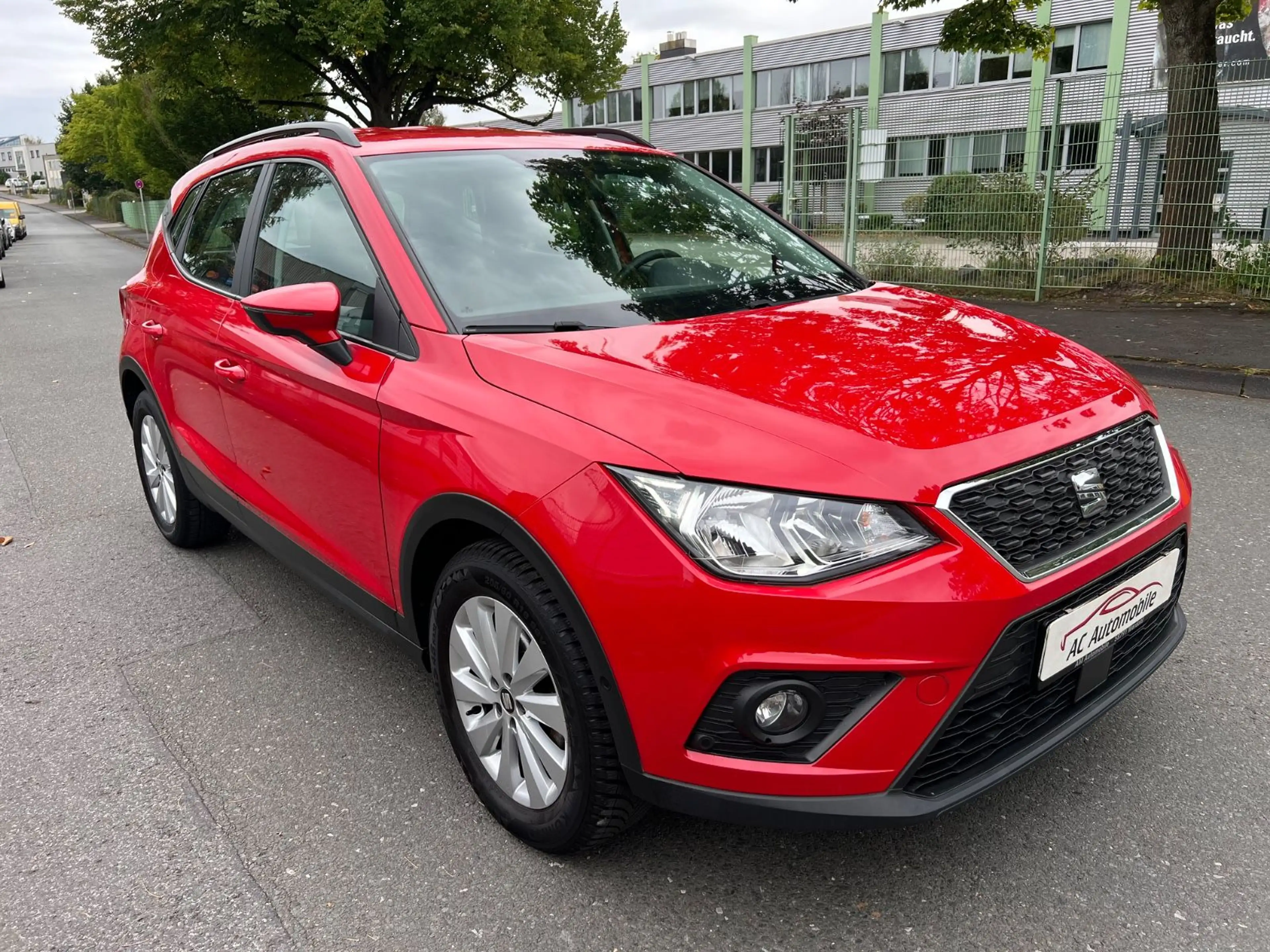 SEAT Arona Style* 1 Hand*Navi*Kamera*Klimaautomatik* — photo 2