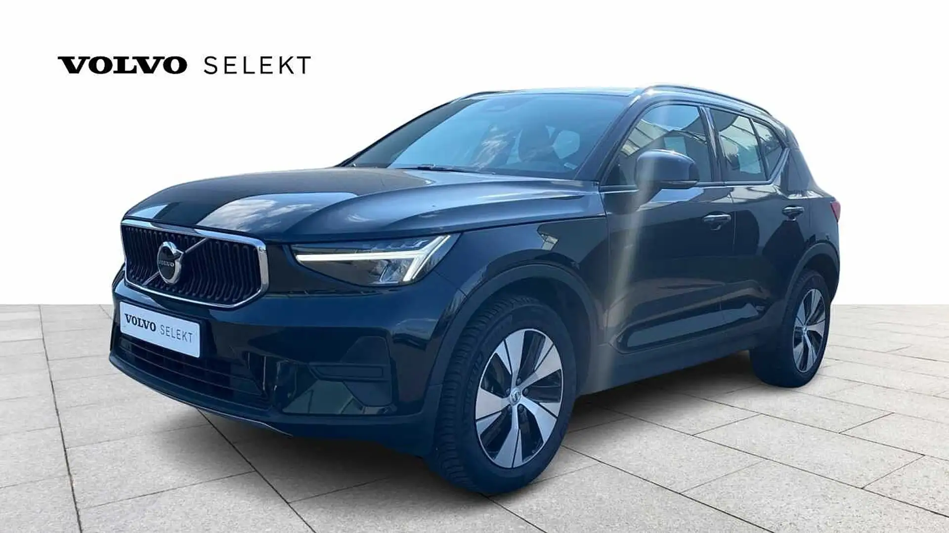 Volvo XC40 Core, B3 Mild hybrid, Benzine, CARPLAY, KEYLESS,.. Noir - 1