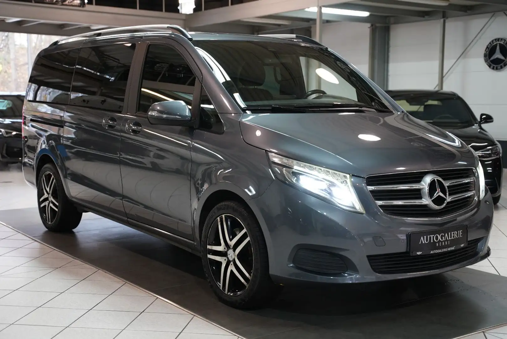 Mercedes-Benz V 220 d EDITION lang*2.HD*LED*NAVI*R-KAMERA*6 SIT Gris - 2
