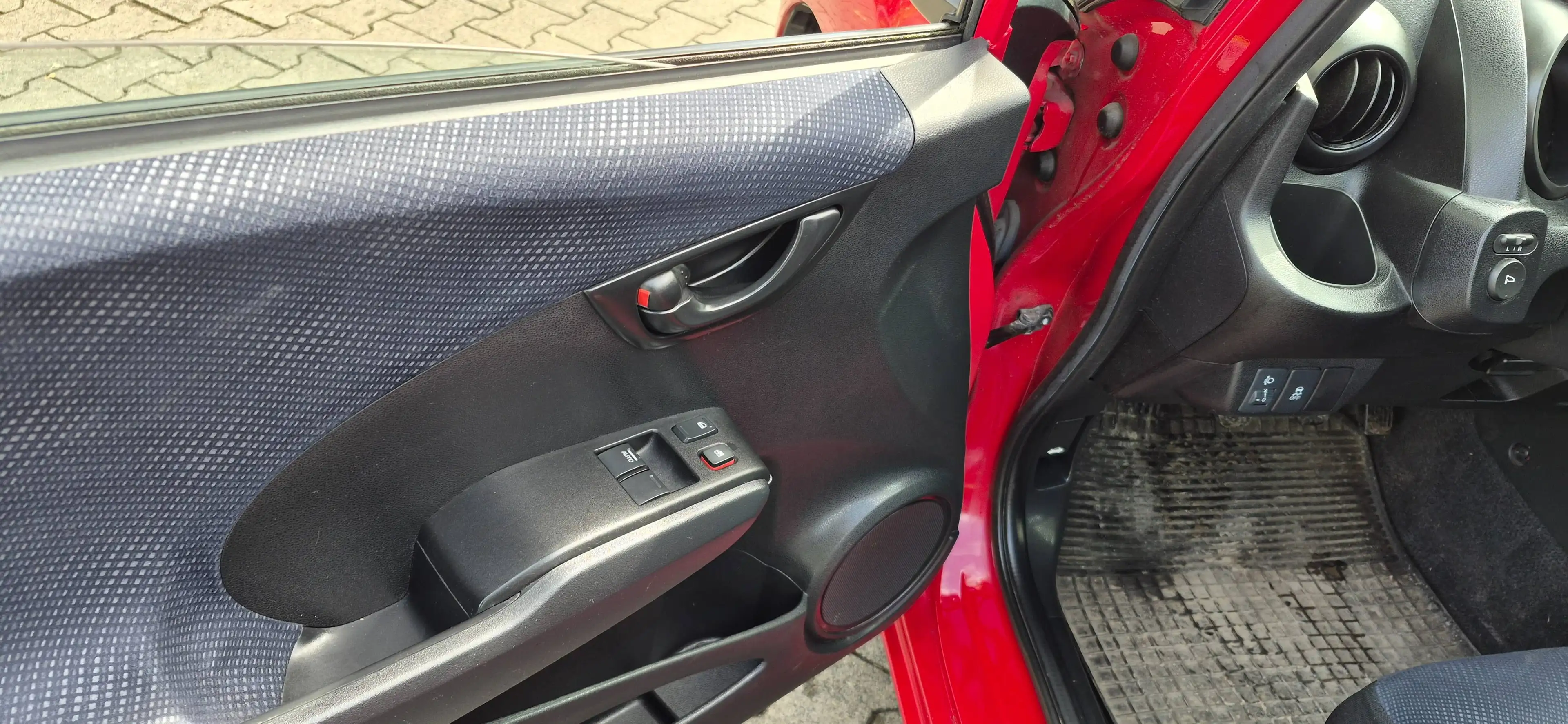 Honda Jazz TUV UND ASU NEU--TEC SEHR GUT — photo 12