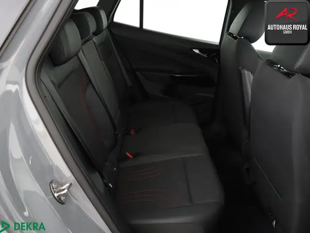Volkswagen Id.4 view 12
