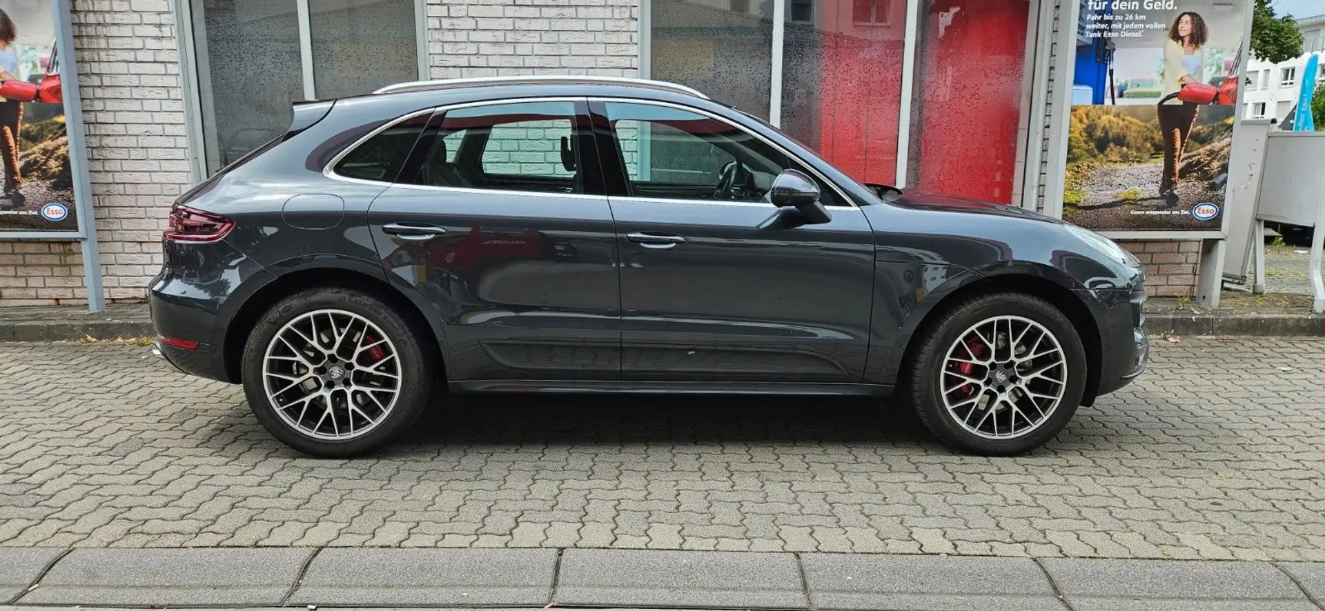 Porsche Macan Turbo/Bose/Pano/VollLED/AHK/Apple Gris - 2