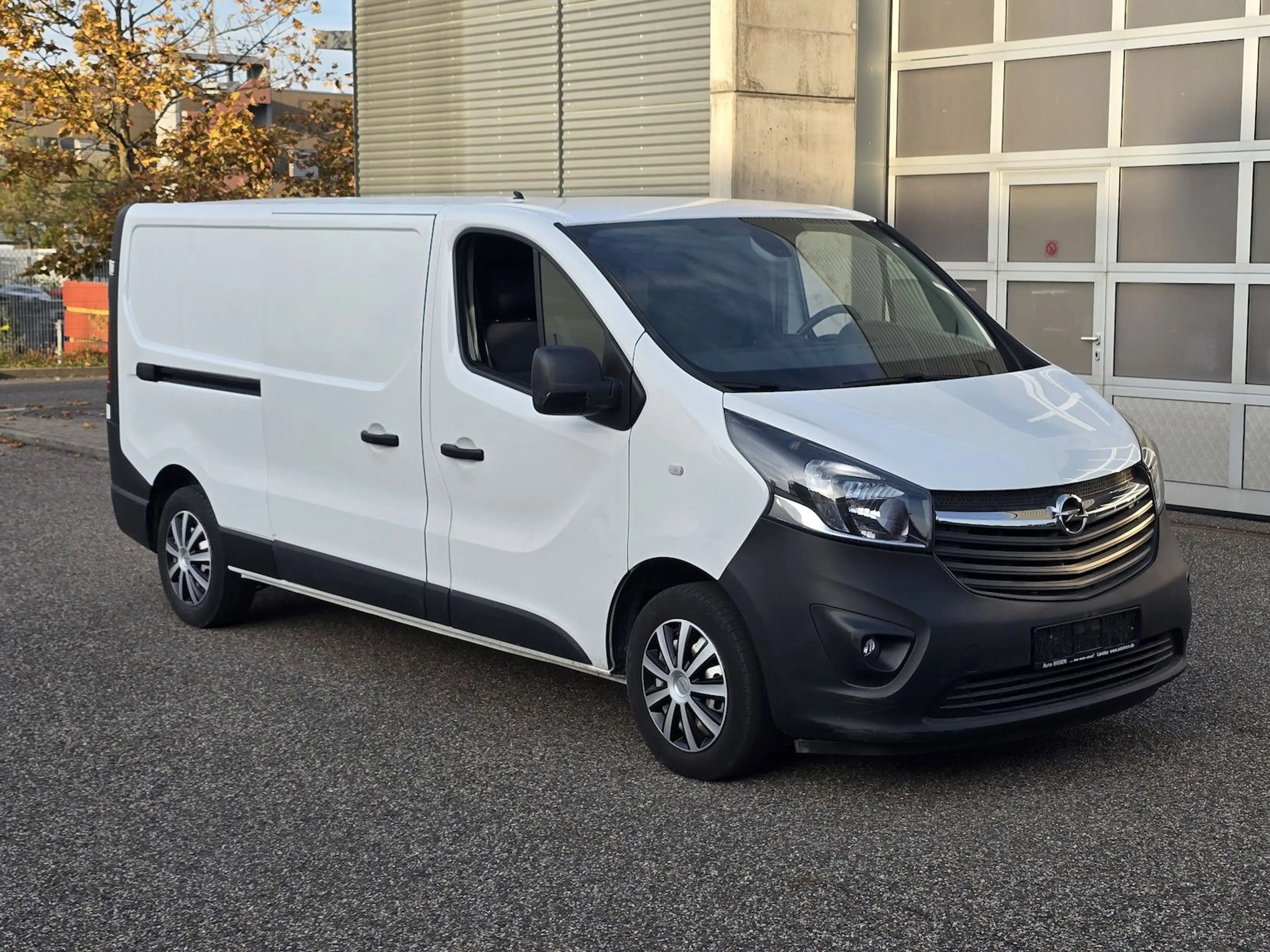 Opel Vivaro Kasten L2H1 Kühlkasten Klima NAVI — photo 6
