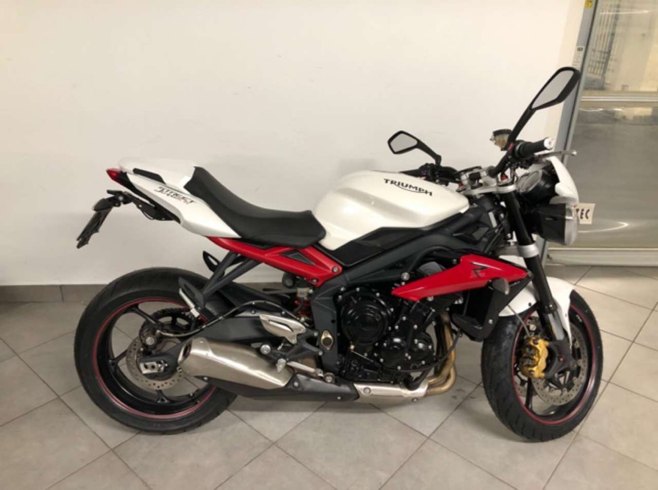 Triumph Street Triple 675 Naked