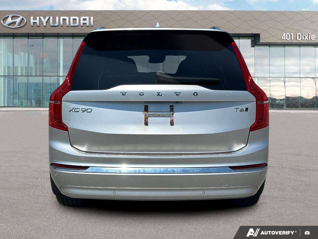 2022 Volvo XC90