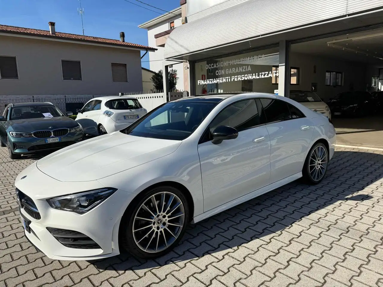 Mercedes-Benz CLA 200