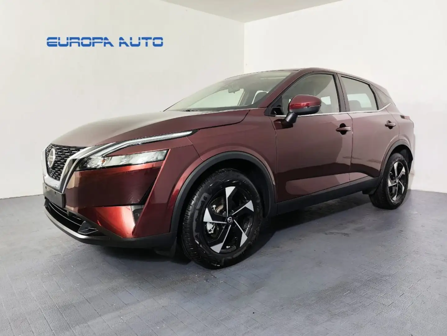 Nissan Qashqai MHEV 140 CV Visia + Cerchi in lega Rosso - 2