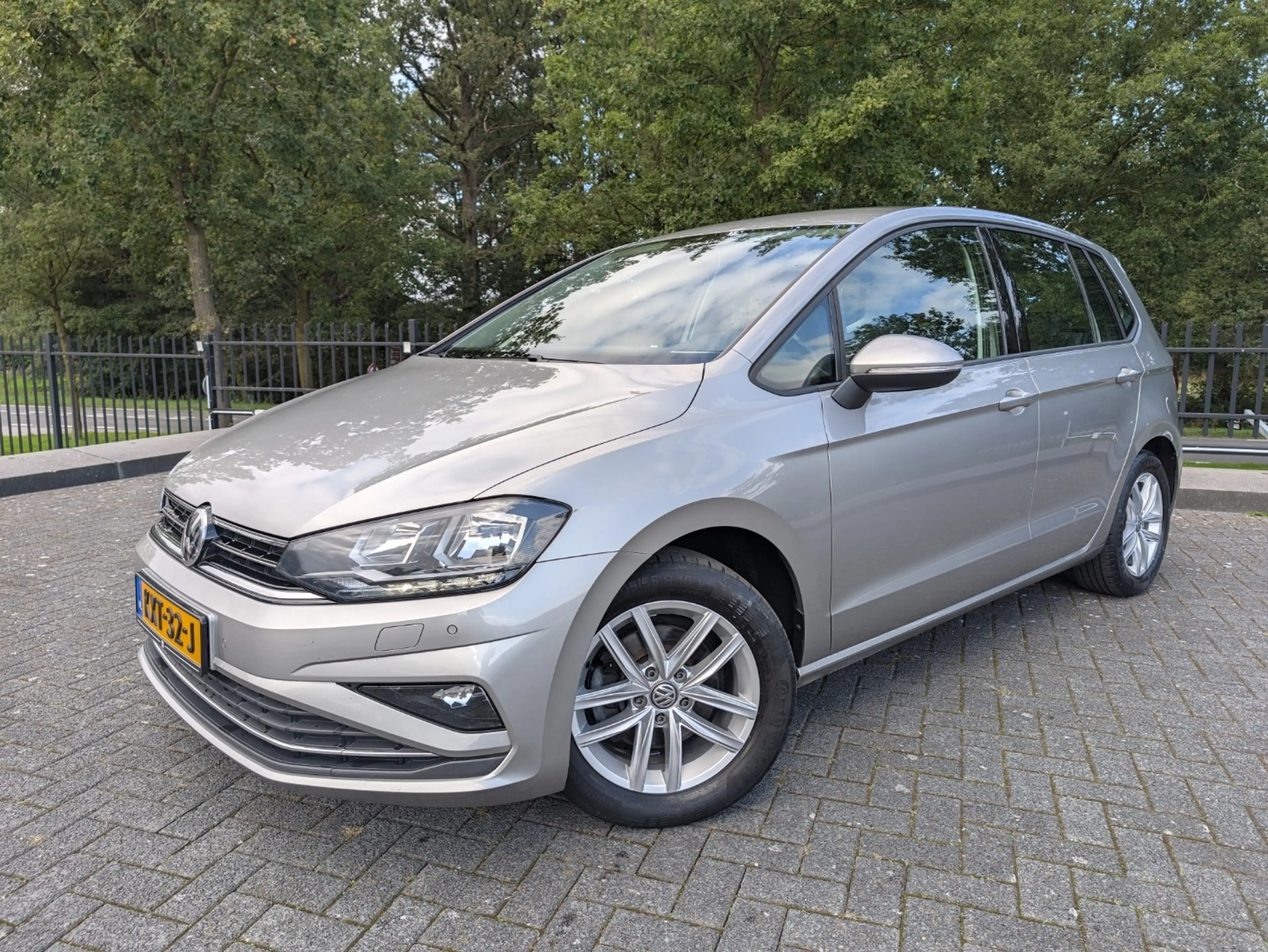 Volkswagen Golf Sportsvan 1.5 TSI Highline 150PK | Trekhaak | Dynaudio | Stu