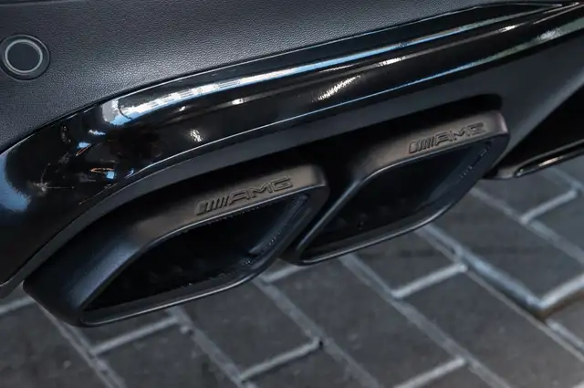 Mercedes-Benz GLC view 13