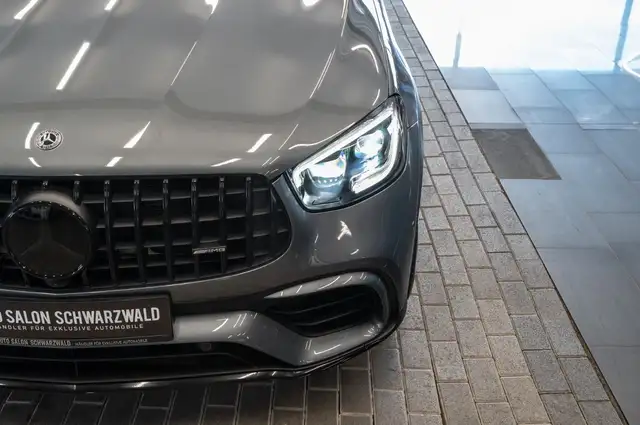 Mercedes-Benz GLC view 12