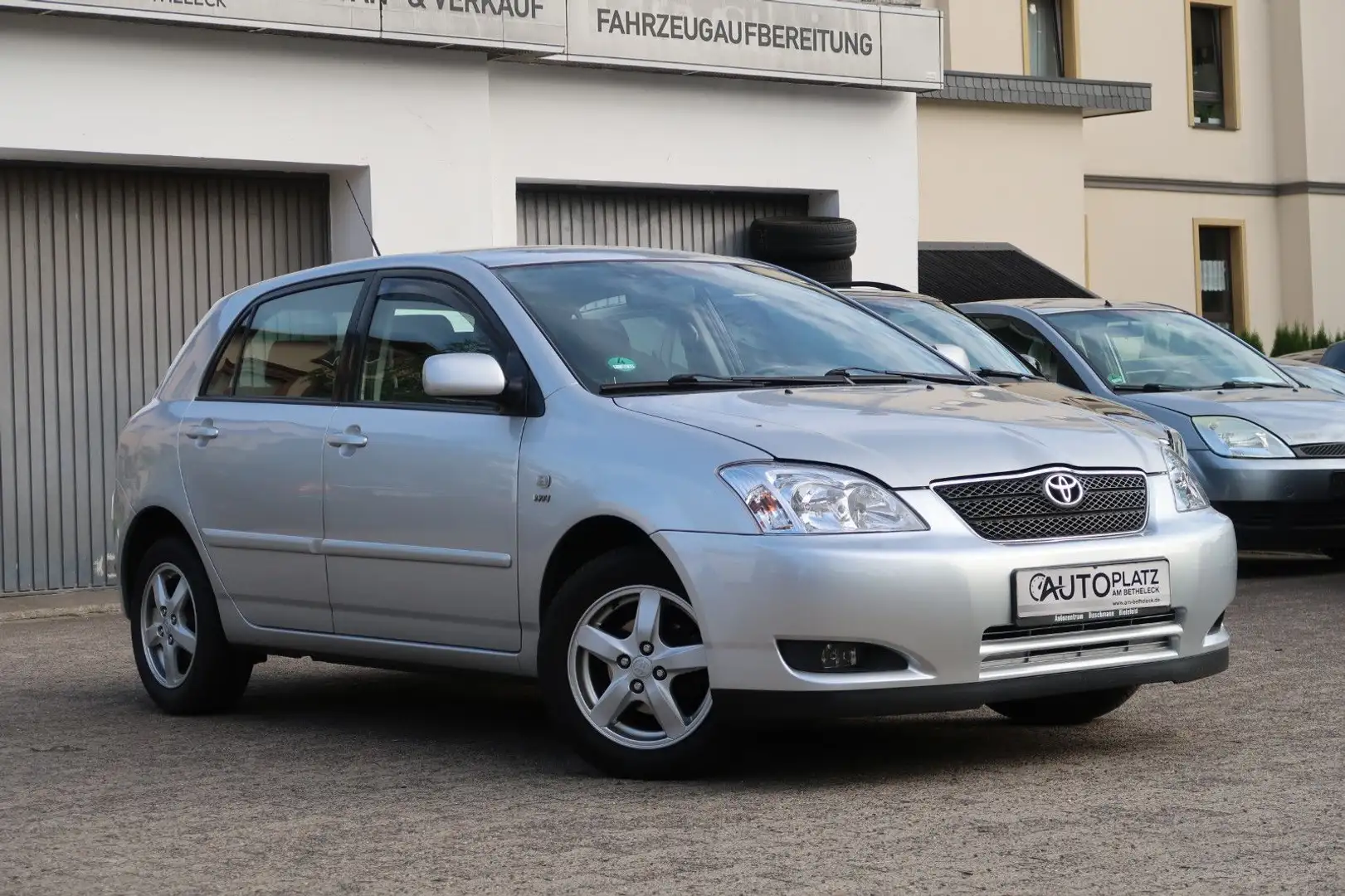Toyota Corolla 1.6 *AUTOMATIK *5-TÜRER *KLIMATRONIK Silber - 1