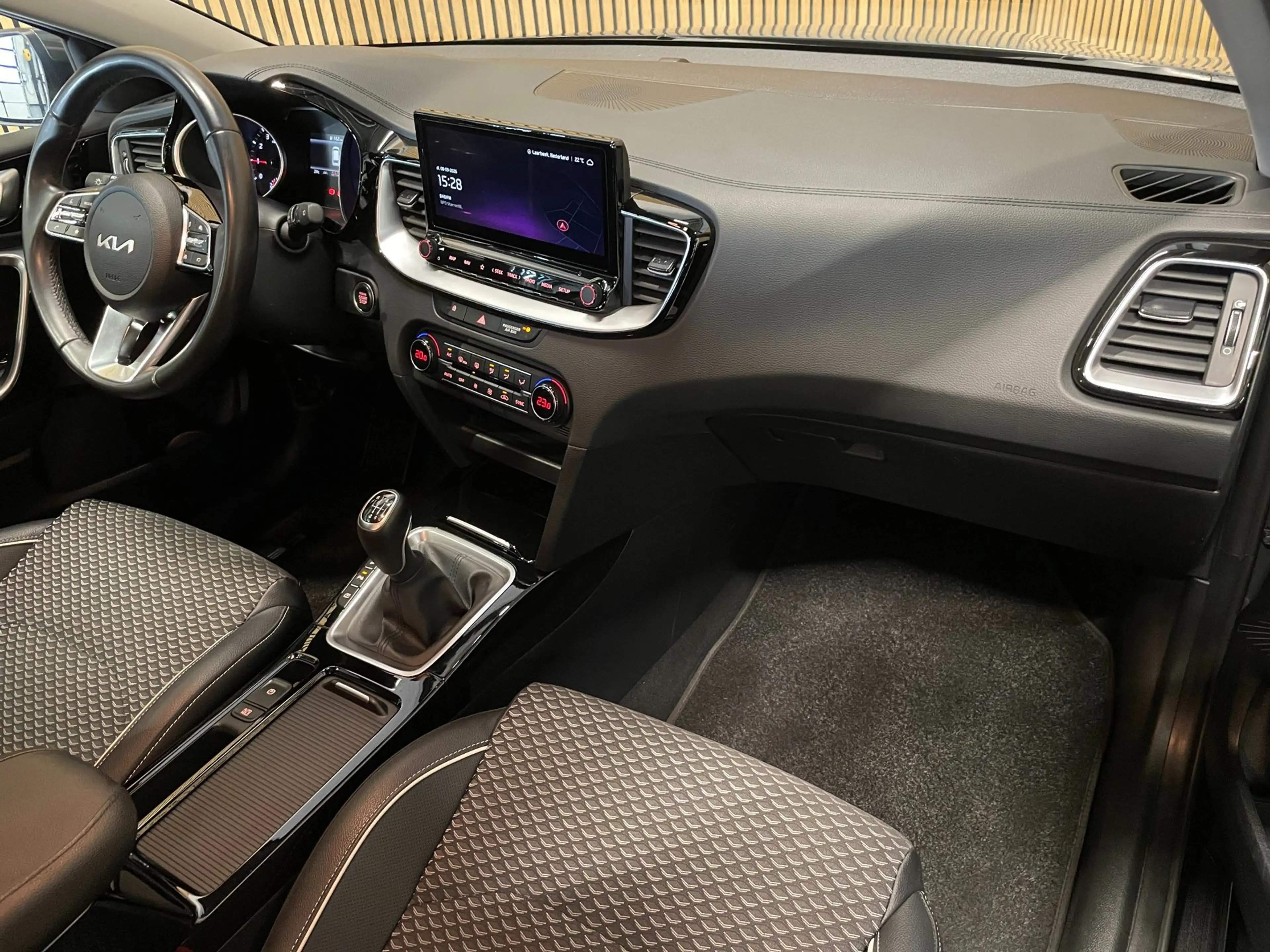 Kia Ceed SW / cee'd SW Sportswagon 1.0 T-GDi DynamicPlusLine|120PK|1/2 LE — photo 27