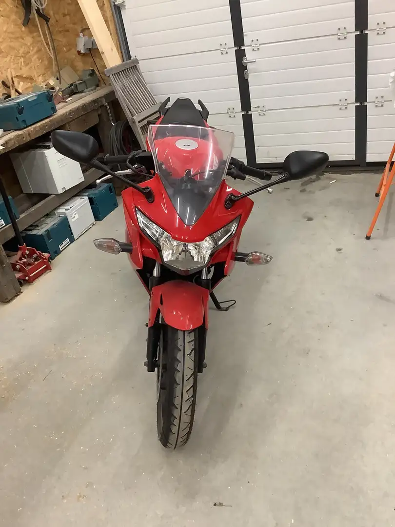 Honda CBR 125 Rood - 2
