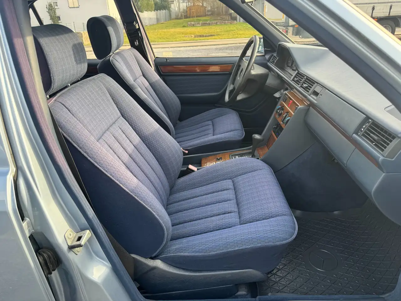 Mercedes-Benz E 230 E-Klasse, foto 7