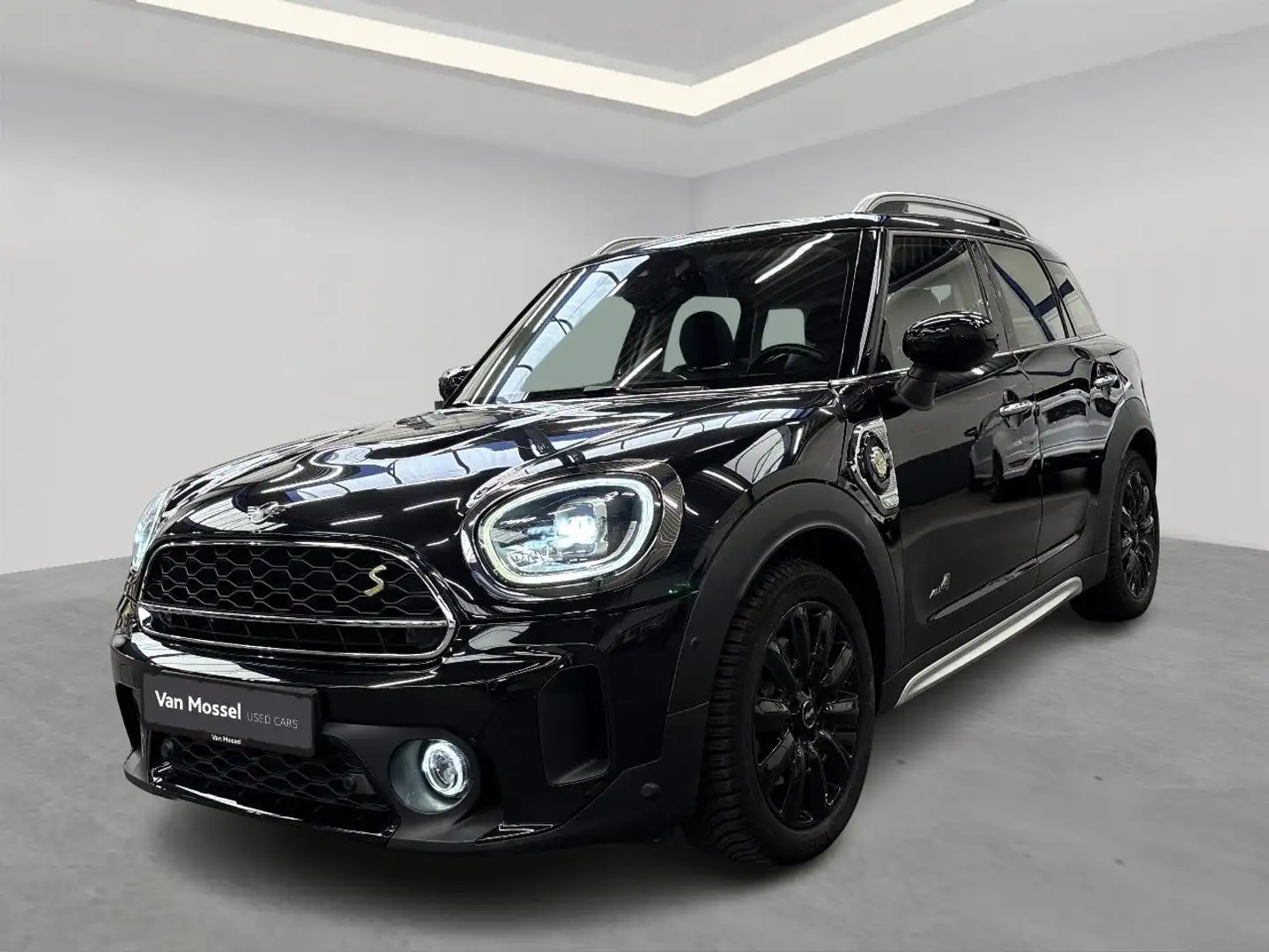 MINI Cooper SE Countryman ALL4 AT PANO/LEDER/NAV/LED/ALU/CRUISE Noir - 1