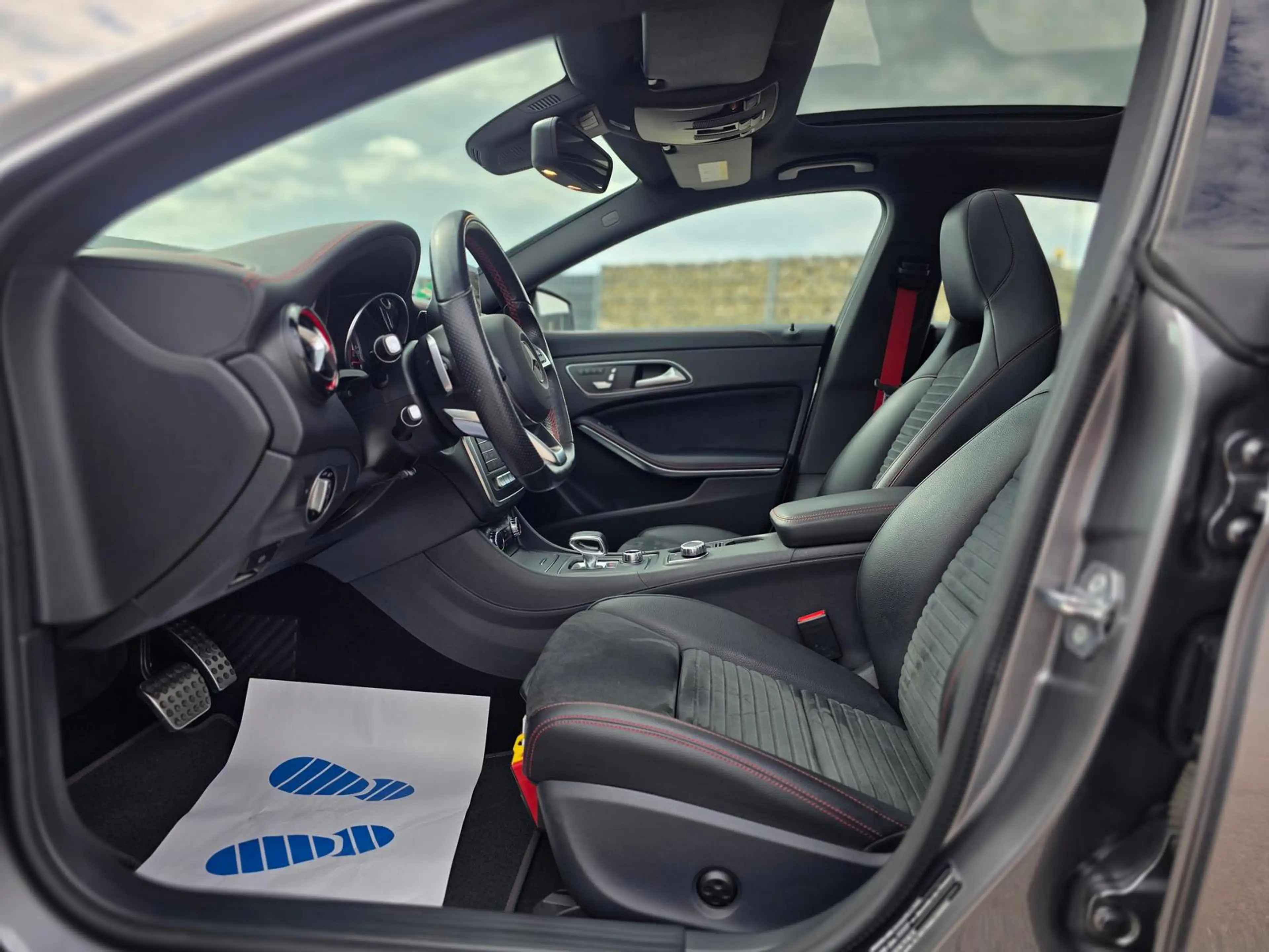 Mercedes-Benz CLA 45 AMG 4Matic/Pano/Memory/ServiceNeu — photo 9