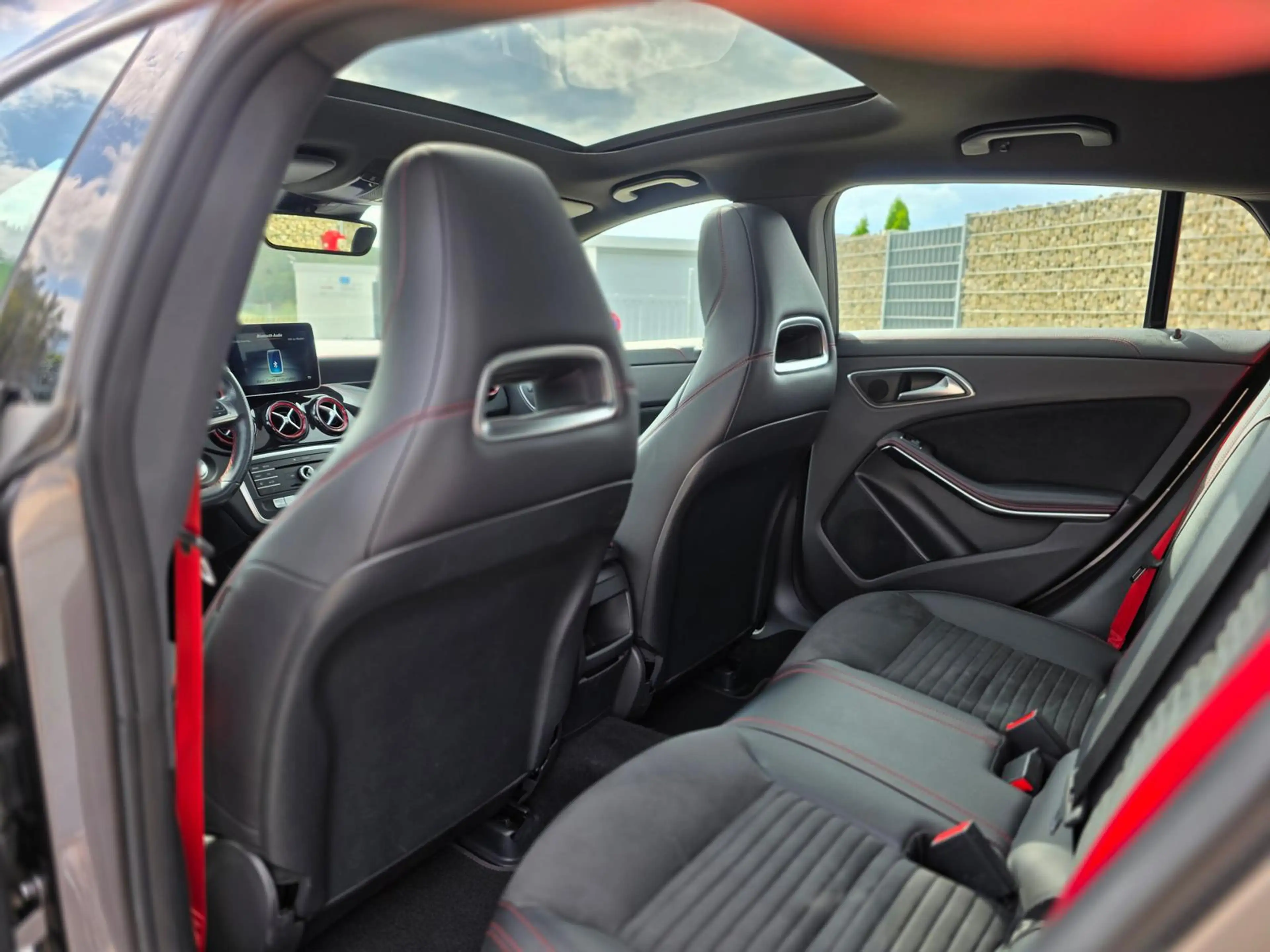 Mercedes-Benz CLA 45 AMG 4Matic/Pano/Memory/ServiceNeu — photo 12