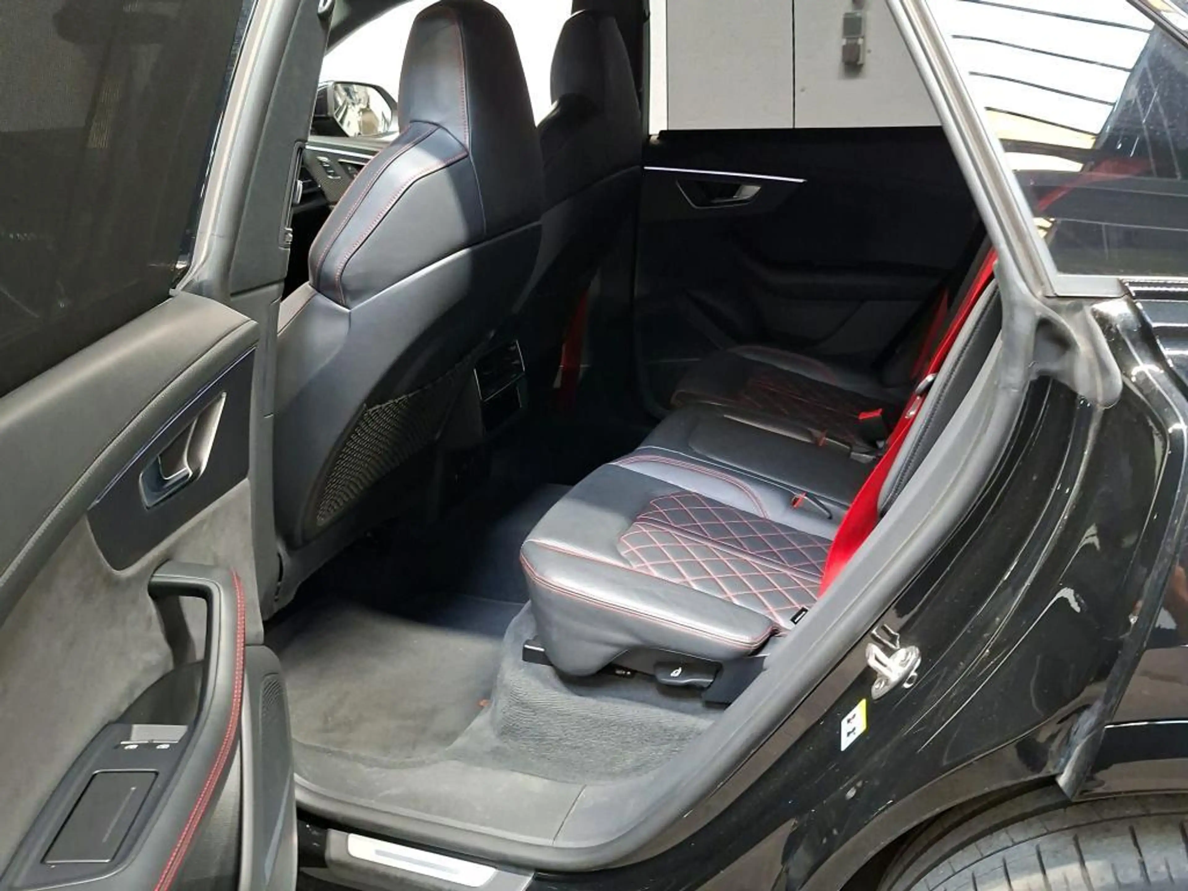 Audi Q8 50 TDI STDHZ LASER PANO AHK LEDER B&O UVP 139T€ — photo 10
