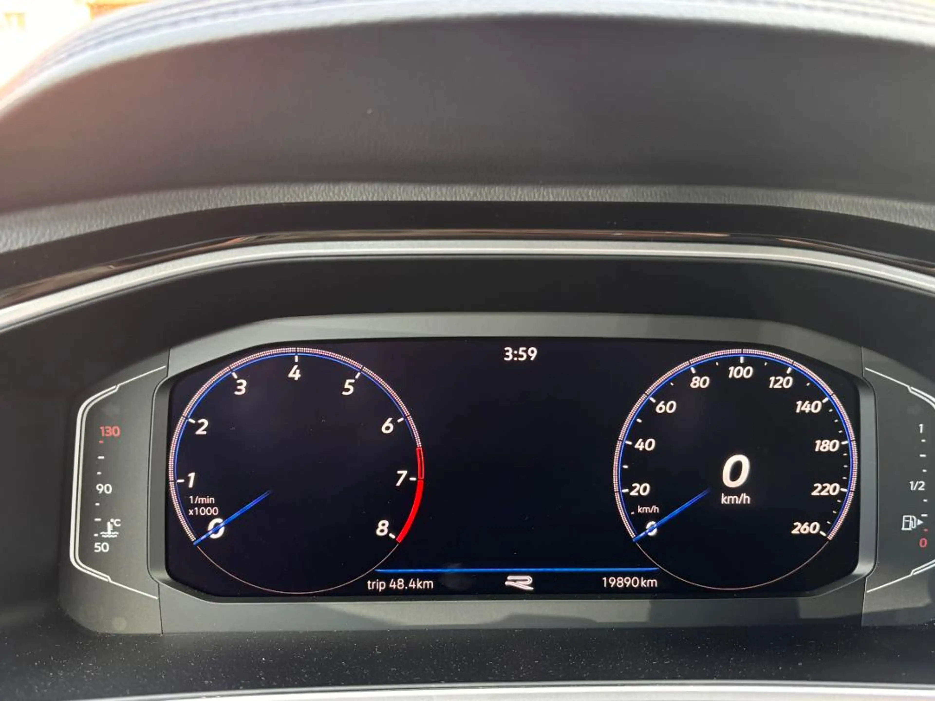 Volkswagen T-Roc R-Line 1.5 l TSI+DAB+KAMERA+NAVI — photo 13