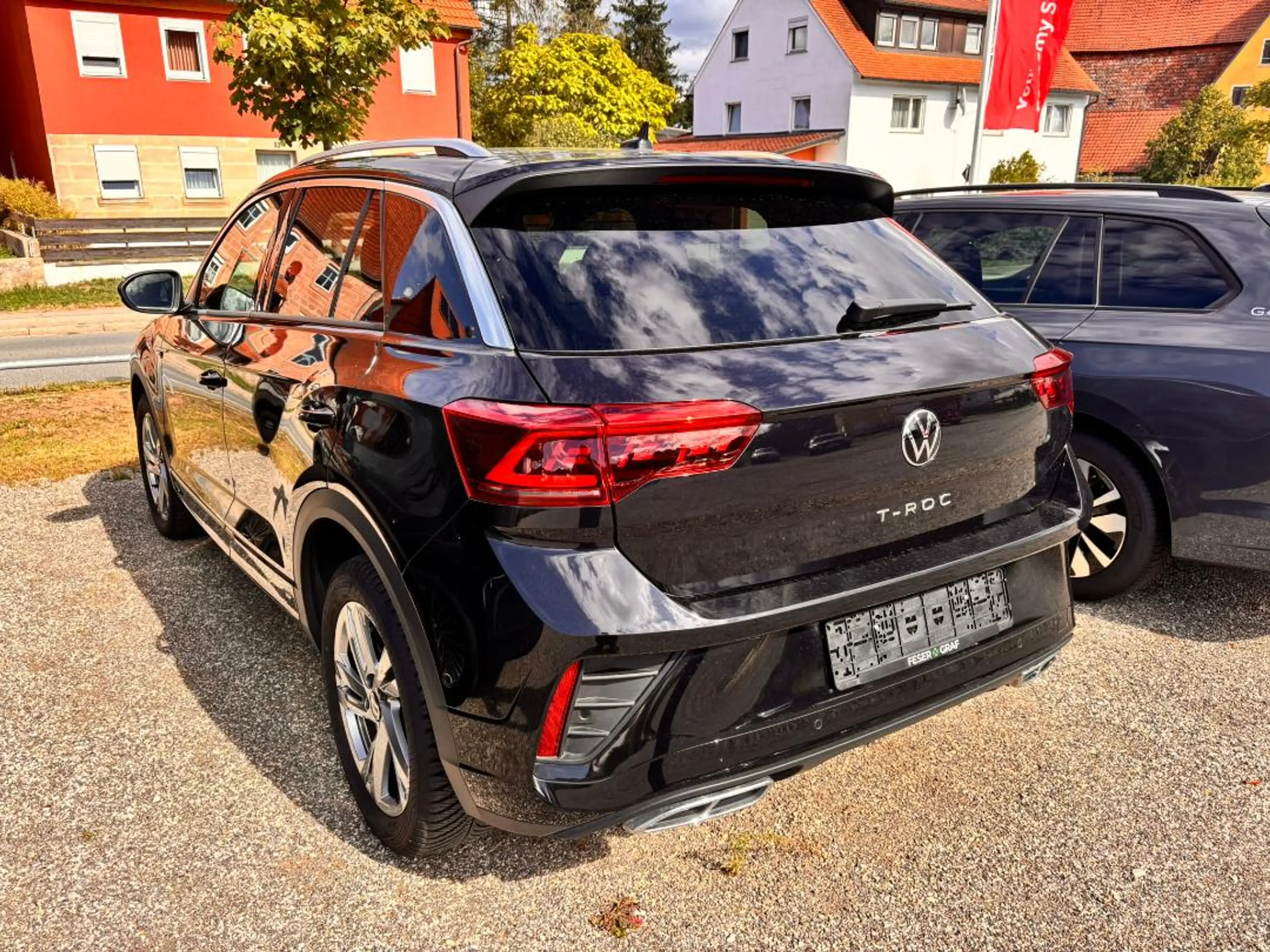 Volkswagen T-Roc R-Line 1.5 l TSI+DAB+KAMERA+NAVI — photo 3