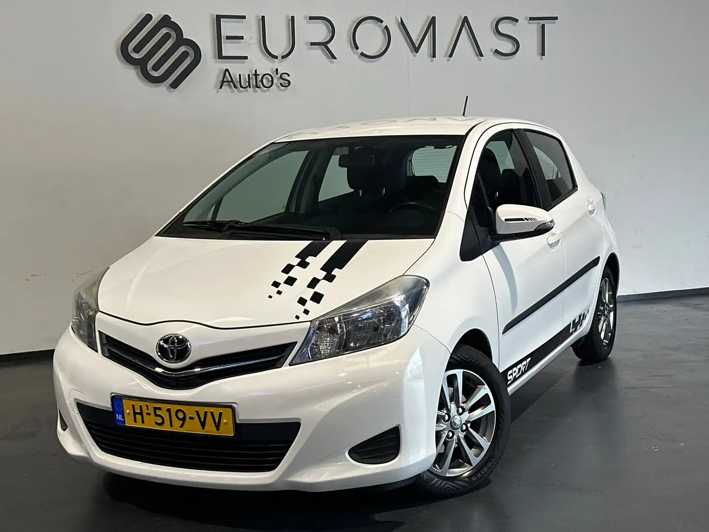 Toyota Yaris 1.0 VVT-i Aspiration Airco - Nieuwe Apk - 5Deurs - Wit - 1