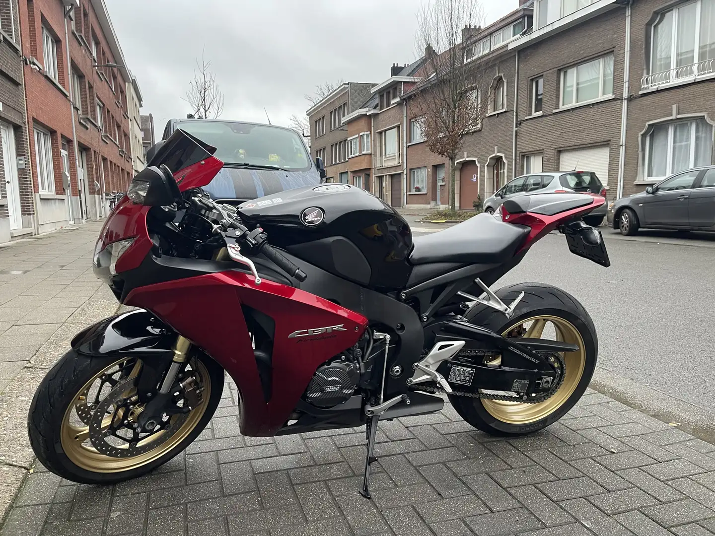 Honda Fireblade 1000RA Rot - 2