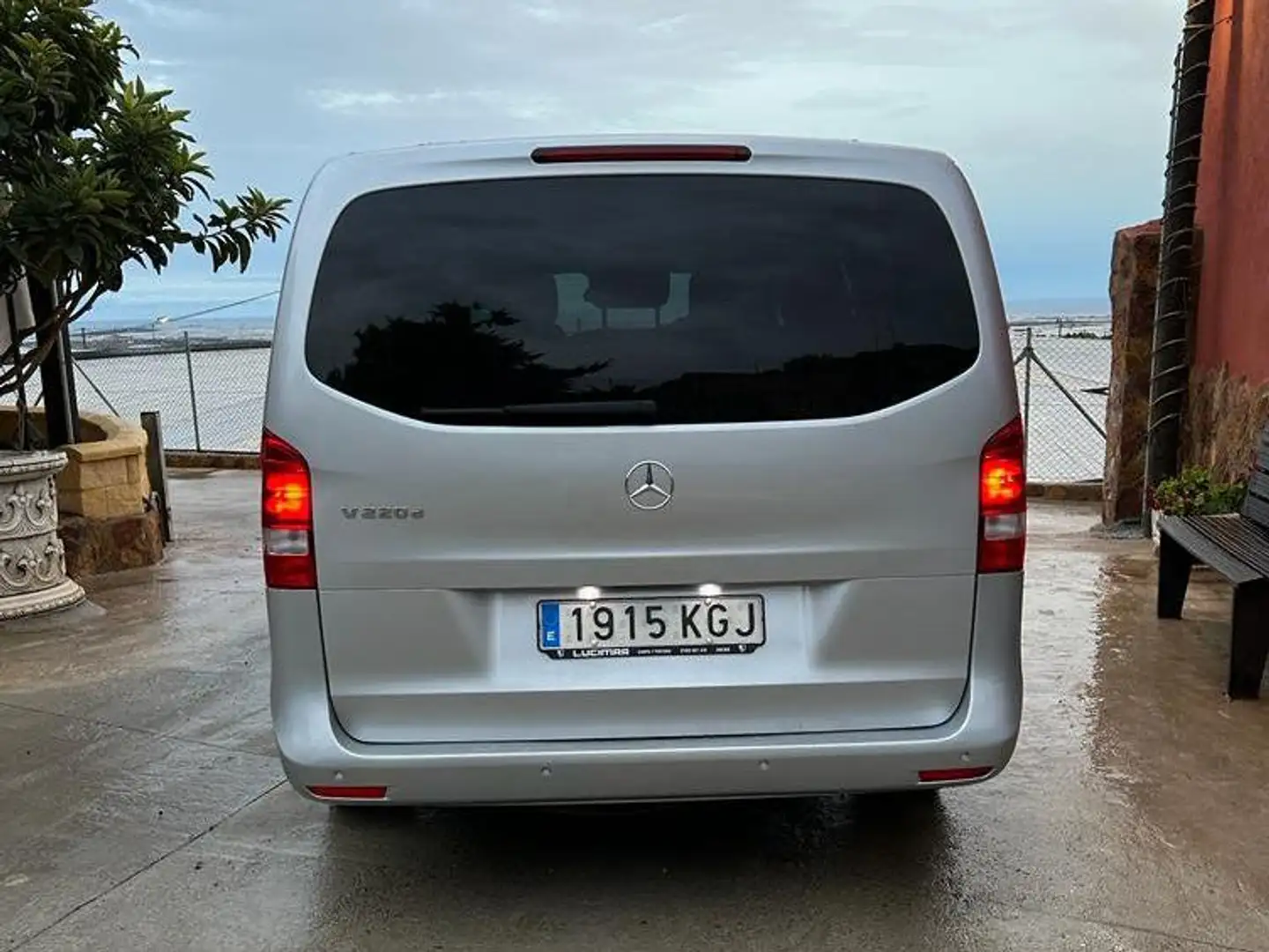 Mercedes-Benz V 220 V 220d Largo Avantgarde 7G Tronic Avantgarde Gris - 2