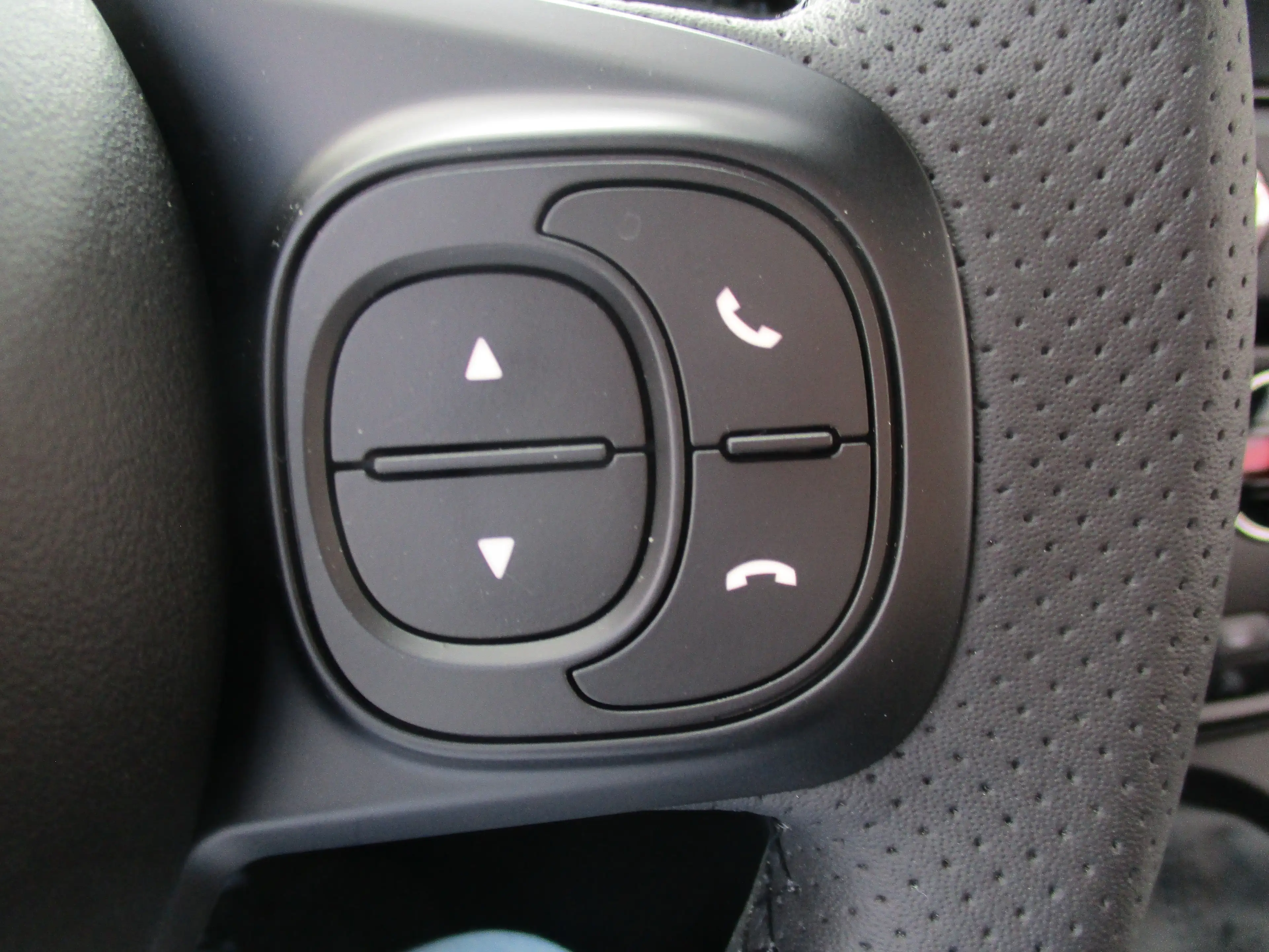 Abarth 595 595, Sabelt, Klimaaut., Navi, Beats, Apple Carpl. — photo 13