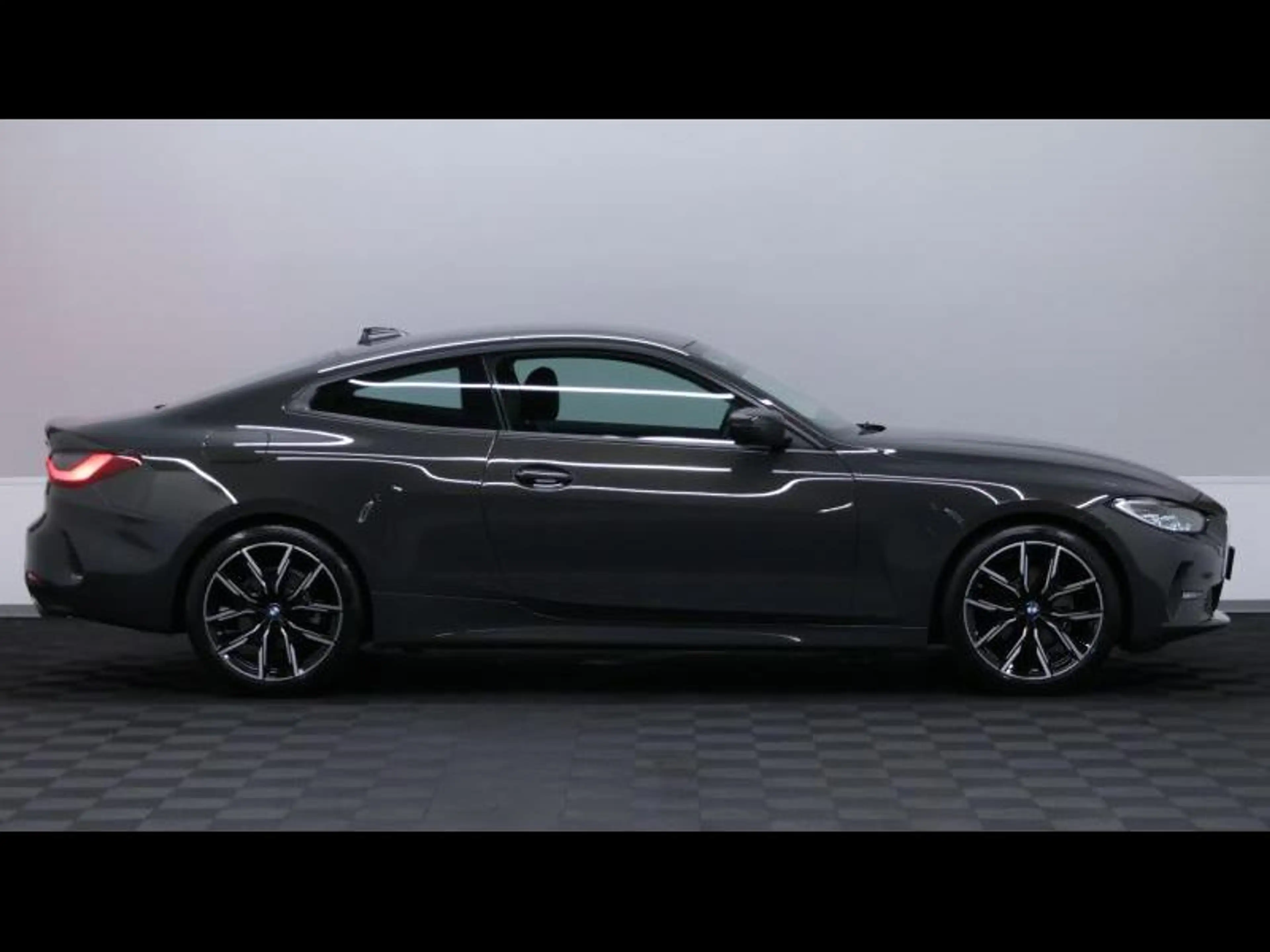 BMW 420 i Coupé Steptronic — photo 4
