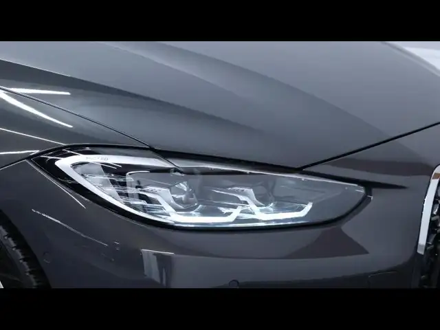 BMW 4 Series view 8