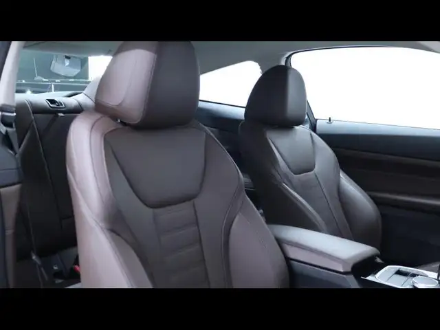 BMW 4 Series view 12