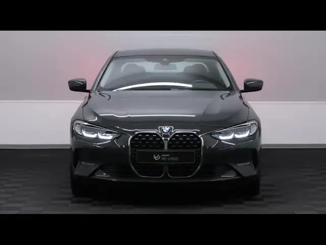 BMW 4 Series view 2