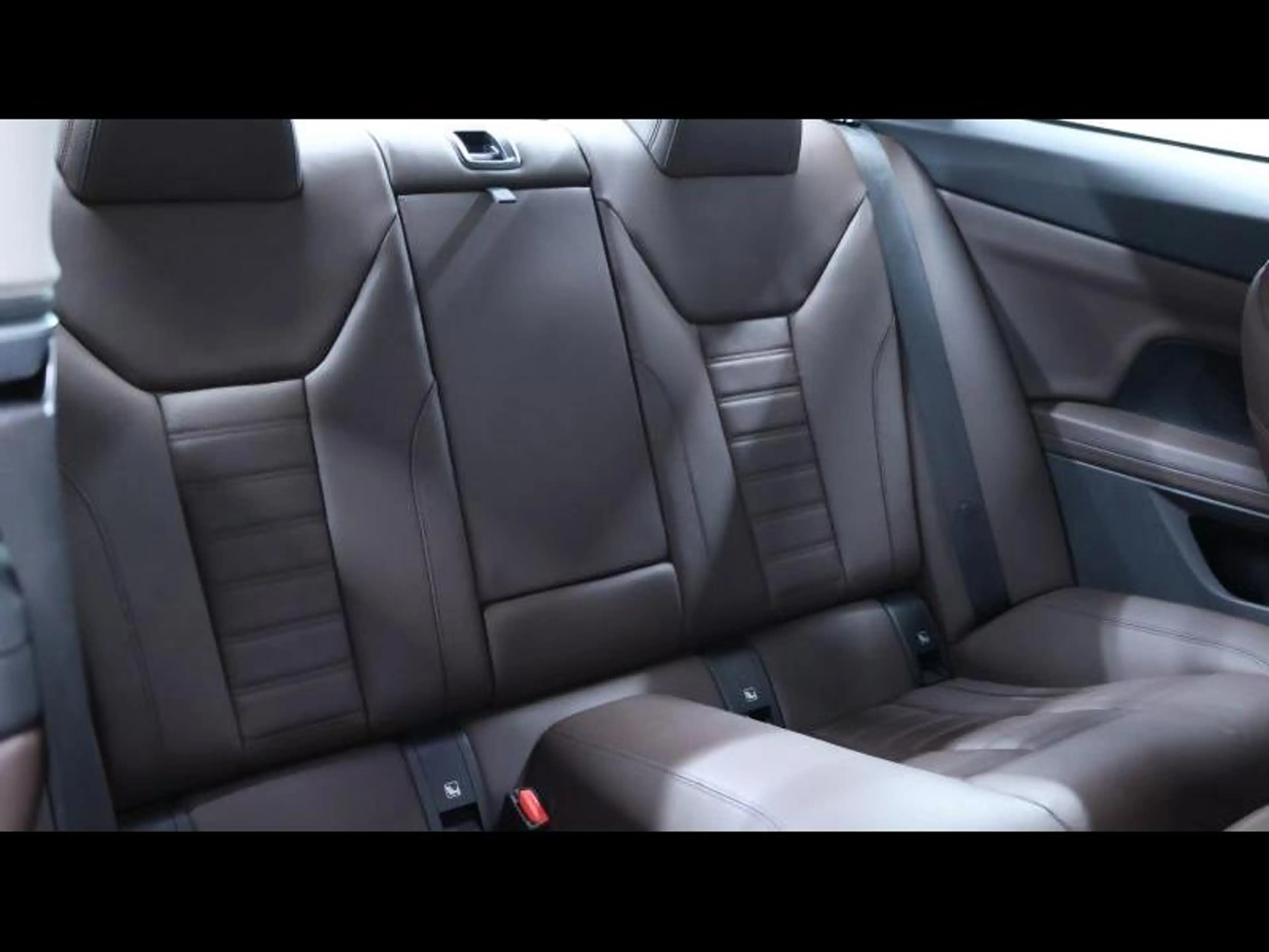 BMW 420 i Coupé Steptronic — photo 13