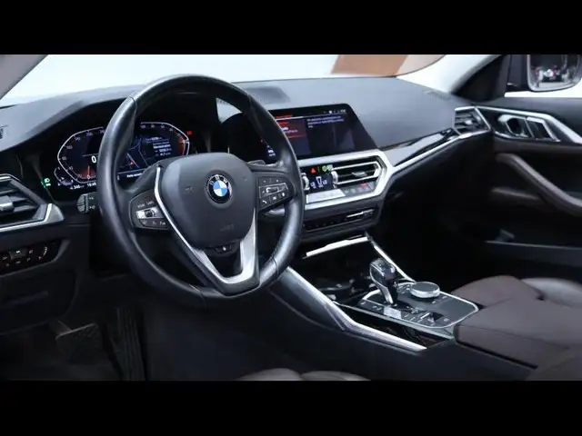 BMW 4 Series view 17