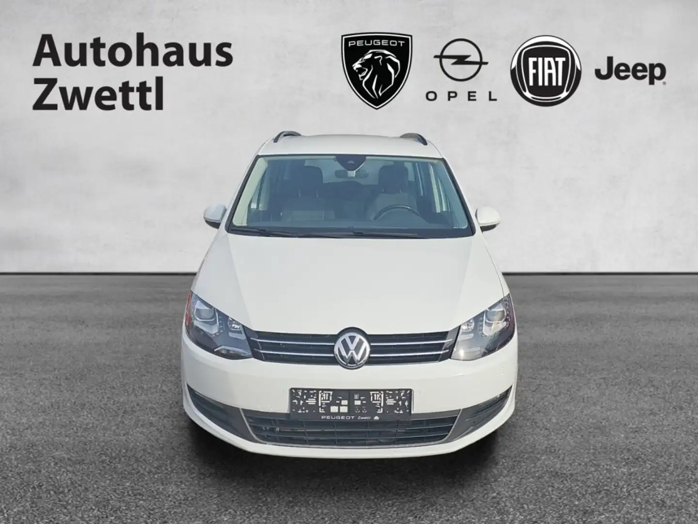 Volkswagen Sharan Comfortline BMT SCR 2,0 TDI Weiß - 2