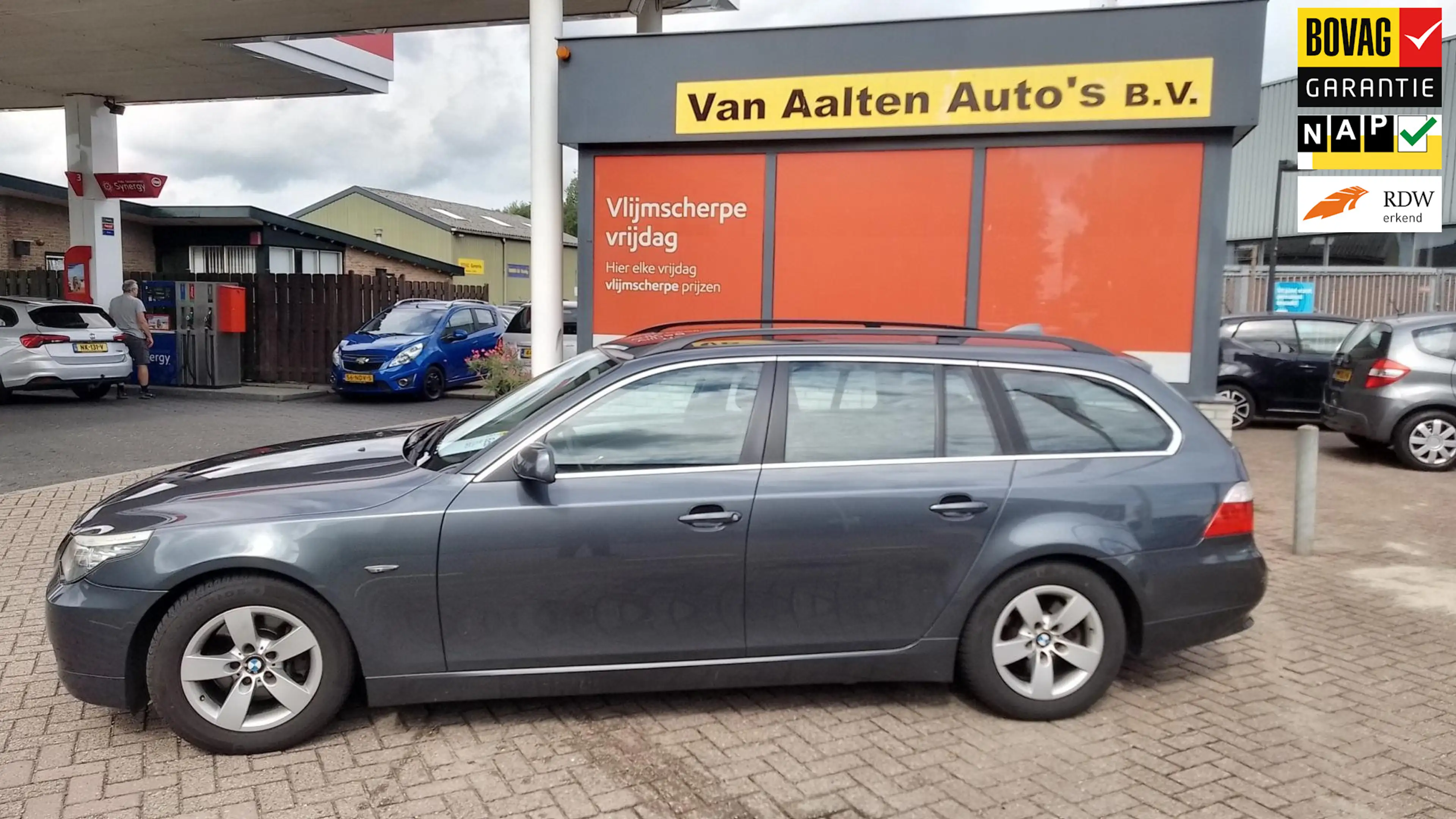 BMW 523 5-serie Touring 523i prijs is incl nieuwe apk, afl