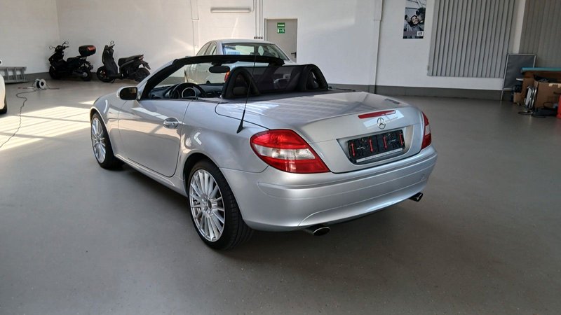 Mercedes-Benz SLK 200 Kompr. Mod. 2006 Autom Leder Airscarf — photo 3