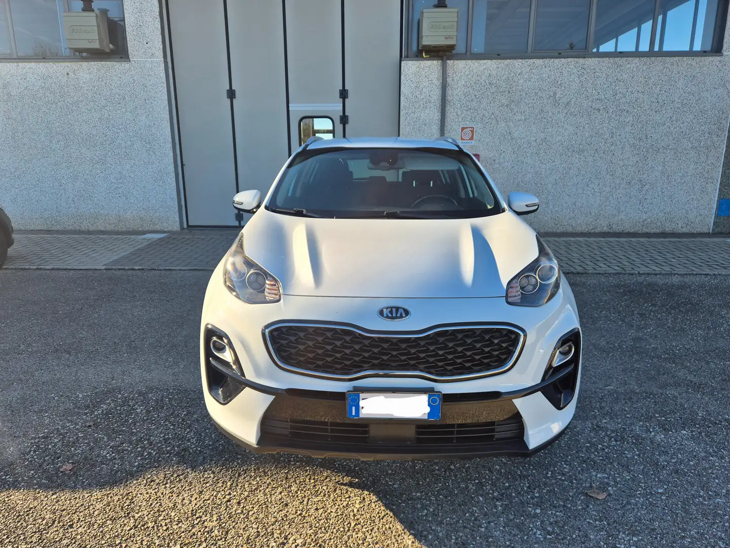 Kia Sportage Sportage IV 2018 1.6 ecogpl Energy 2wd 126cv Weiß - 2