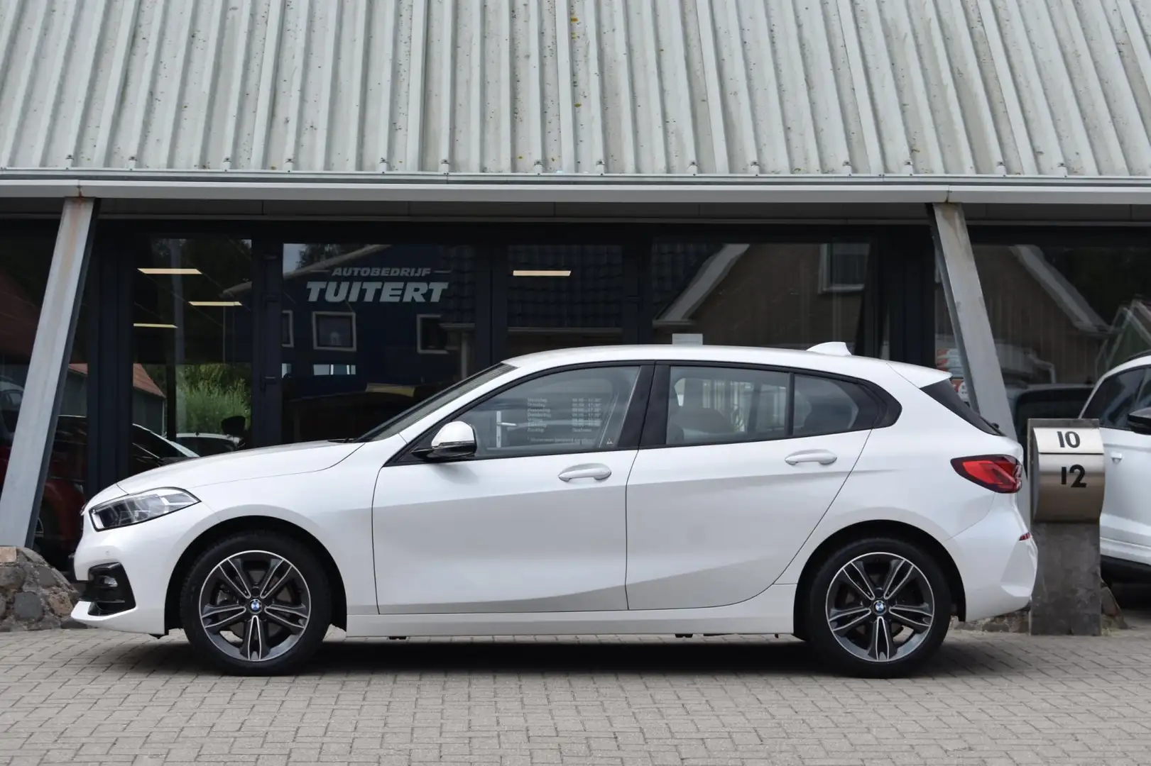 BMW 118 1-serie 118i Sport line | STOELVERWARMING | APPLE Wit - 2