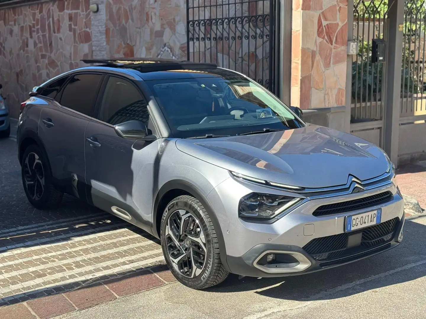 Citroen C4 BlueHDi 110 S&S Shine Grigio - 2