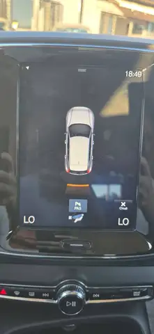 Volvo XC40 view 14