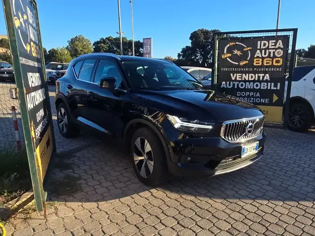 2020 Volvo XC40 in Black for sale
