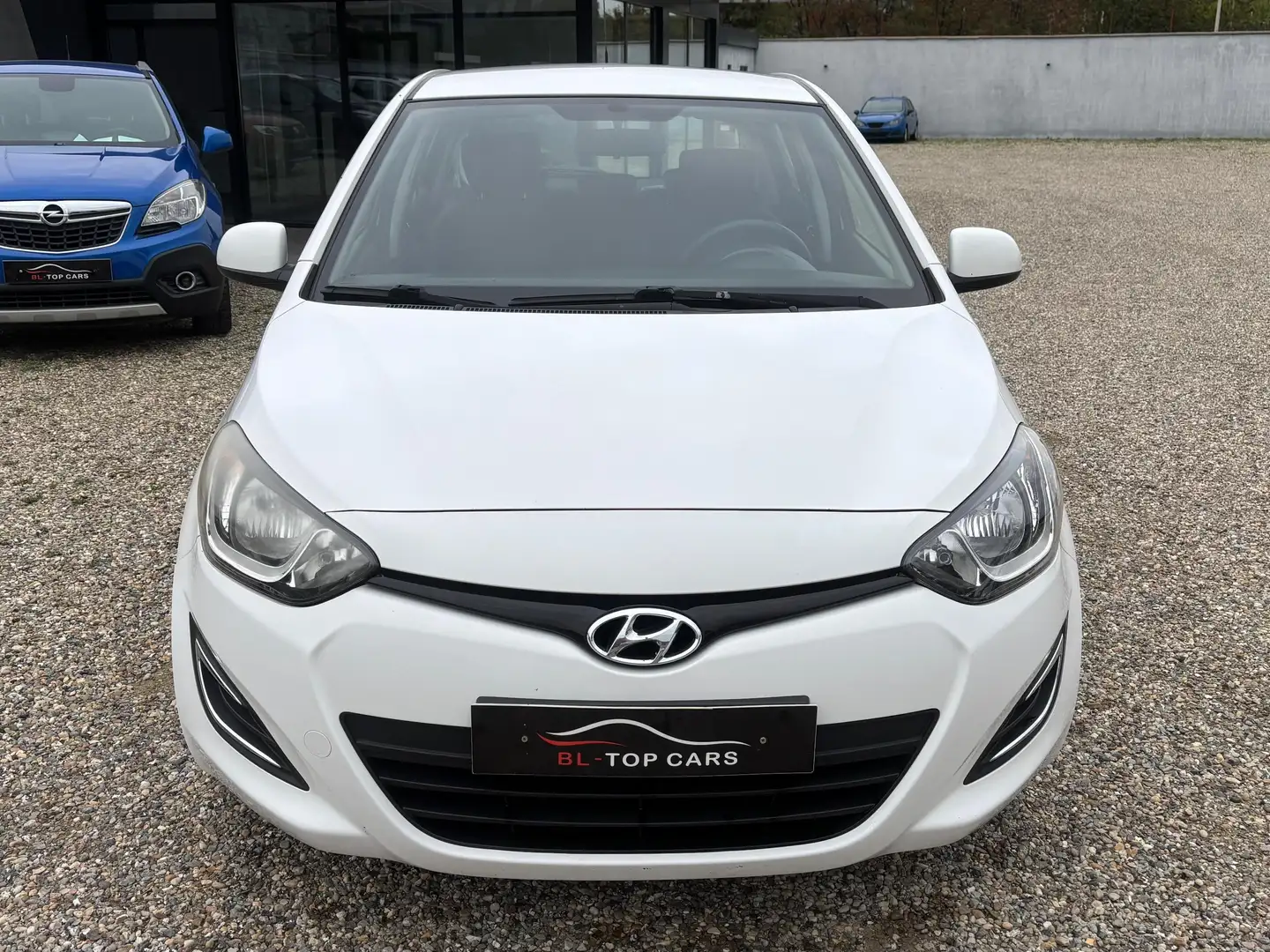 Hyundai i20 i20 1.1 CRDi Cool Blanc - 2