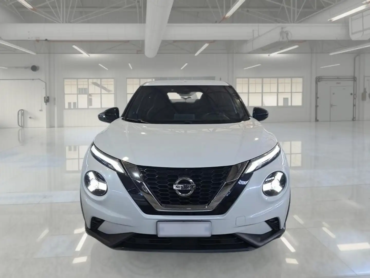Nissan Juke 1.0 DIG-T 117 N-Connecta Mt - 2