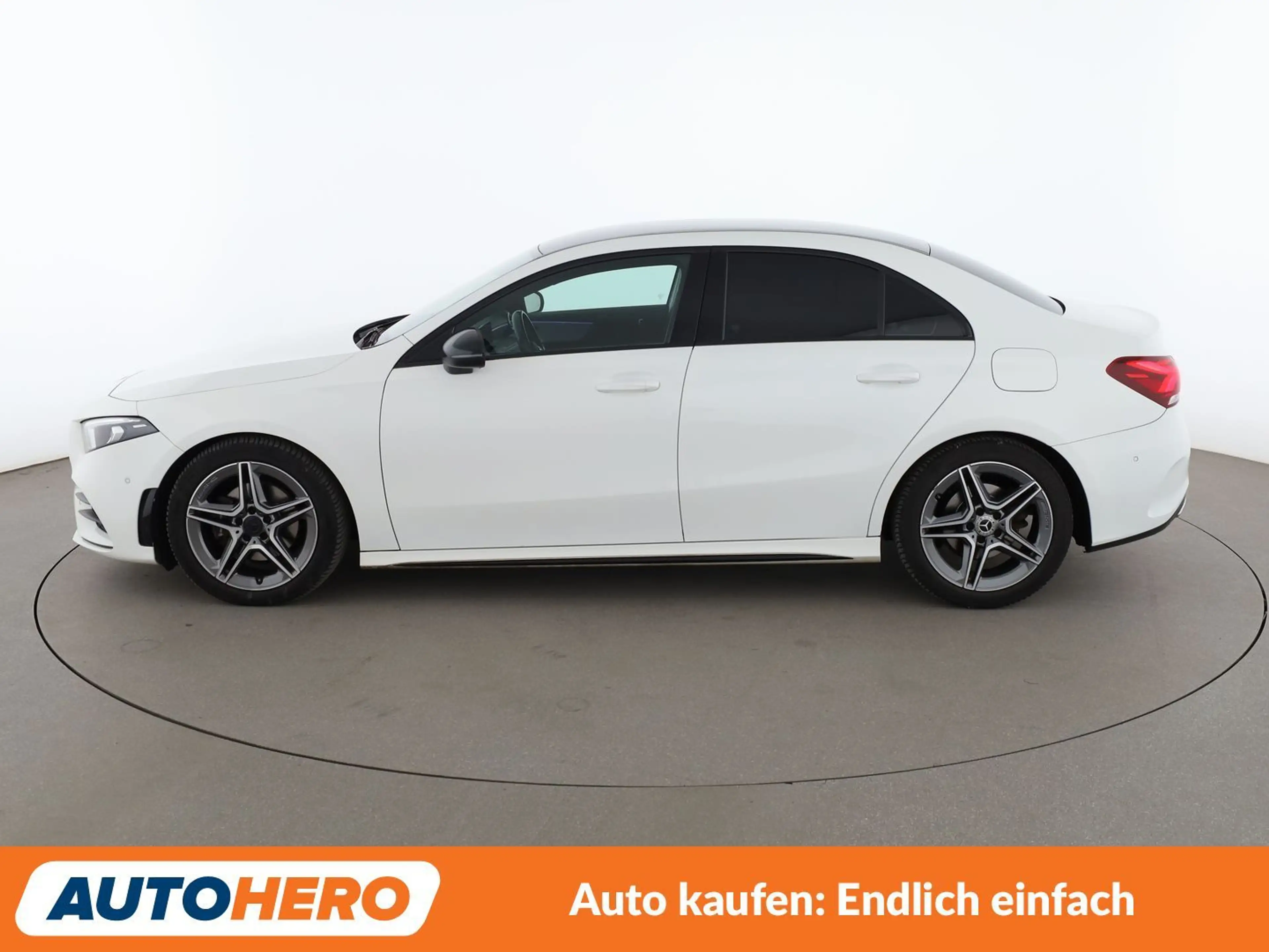 Mercedes-Benz A 200 A 200 AMG Line Aut. *NAVI*LED*CAM*SHZ* — photo 3