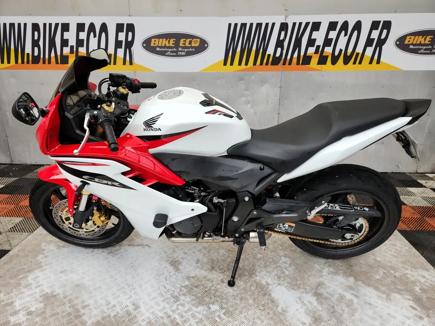 Honda CBR 600 Piros - 2