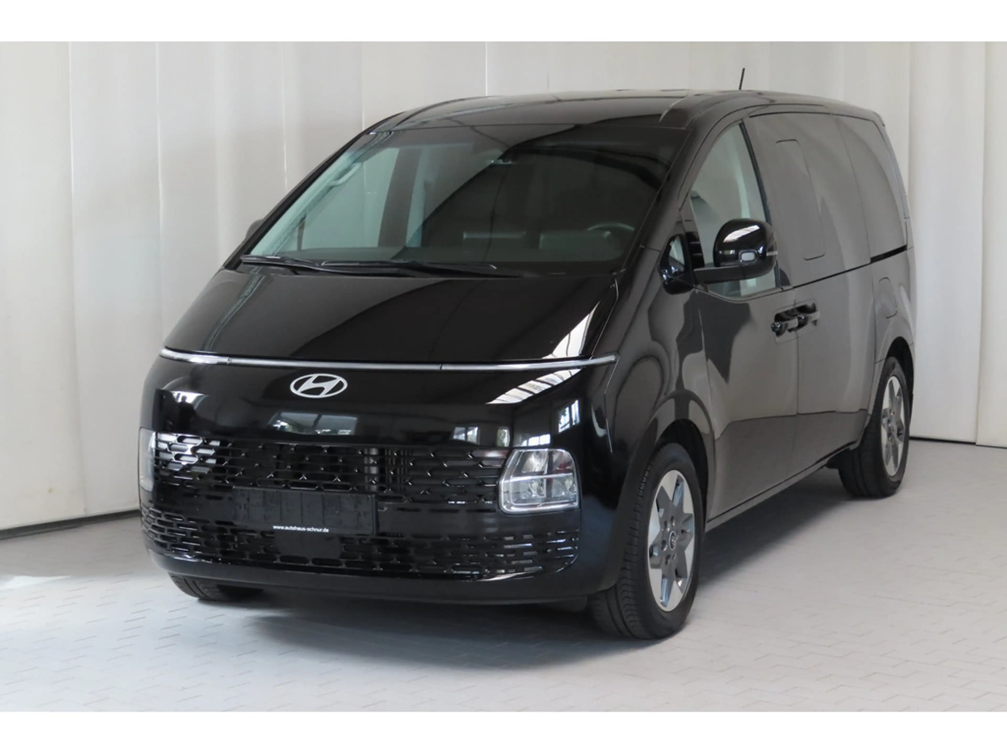 Hyundai STARIA 1.6 Prime Hybrid 2WD — photo 3