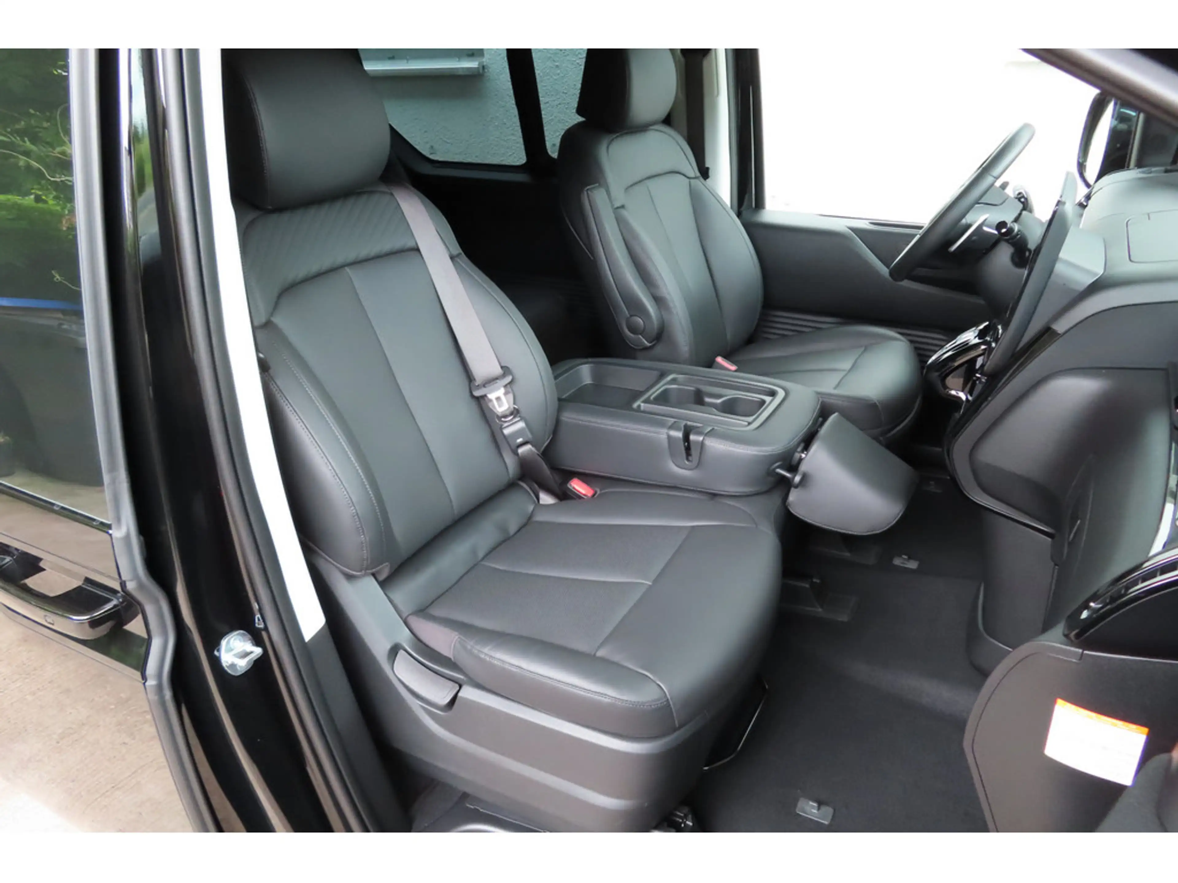 Hyundai STARIA 1.6 Prime Hybrid 2WD — photo 11