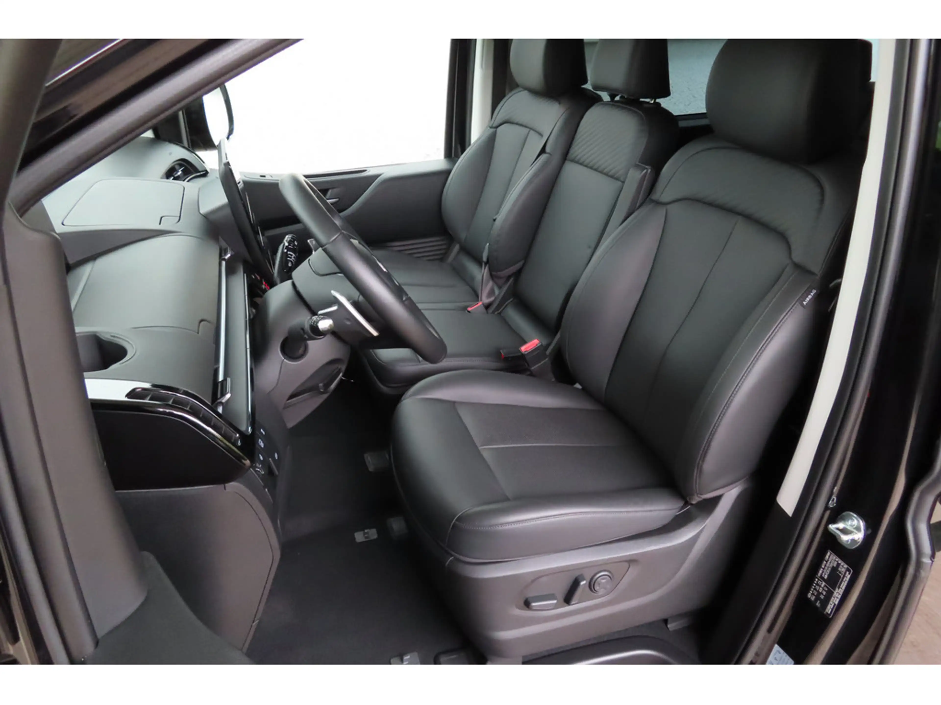 Hyundai STARIA 1.6 Prime Hybrid 2WD — photo 9