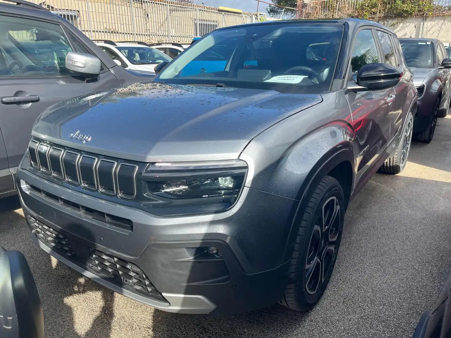 Jeep Avenger SUMMIT 1.2 Turbo 100 CV - 1